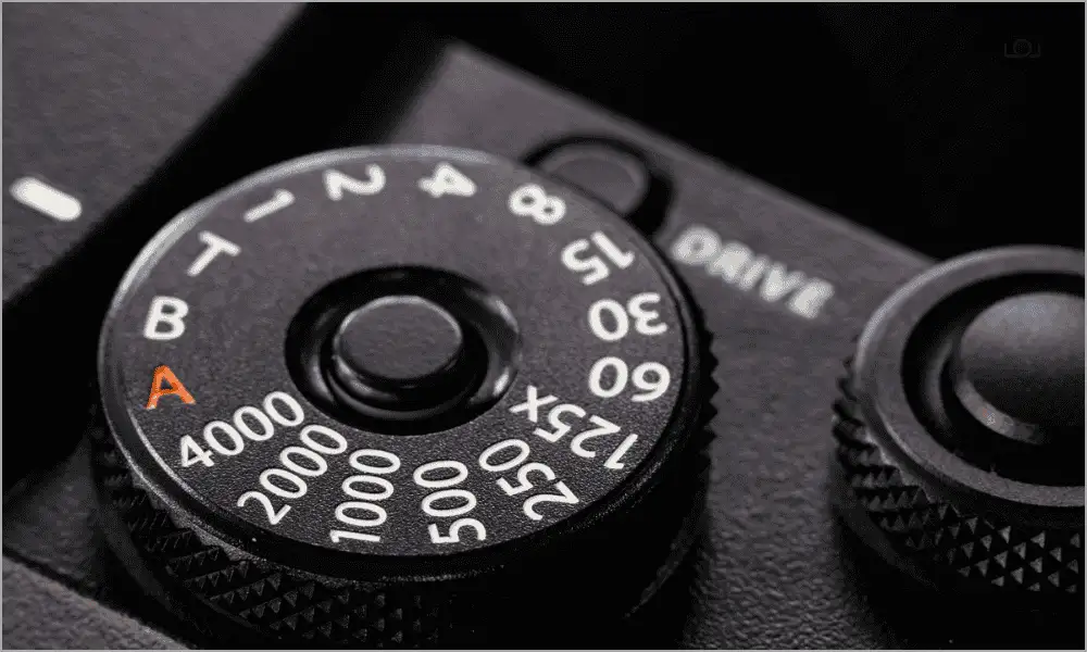 Shutter speed settings for real estate photography with a camera