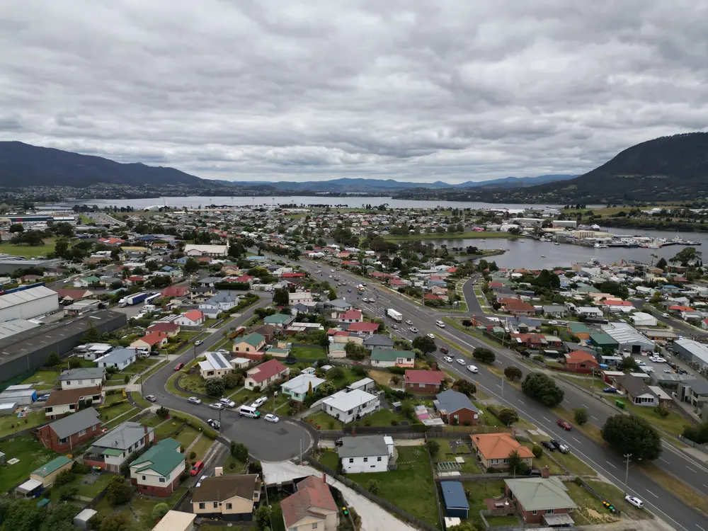 Before example for Real Estate Aerial Photo Editing