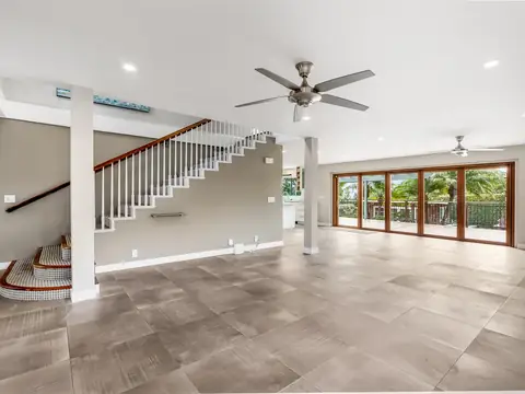 Before virtual staging in an empty real estate living room